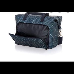 Thirty One Essential Carry All Tote